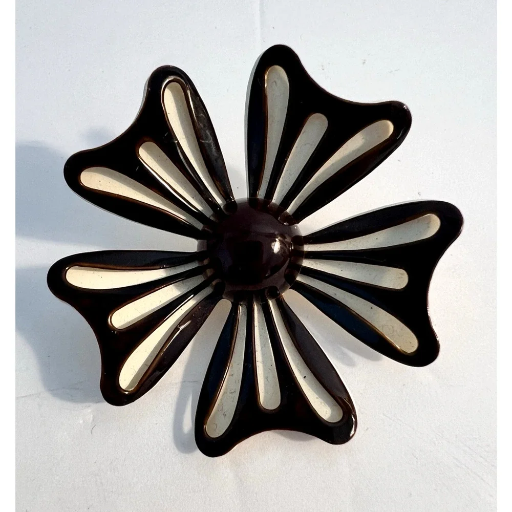 Black White & Gold Enamel Flower Brooch Pin & Clip-On Earrings Jewelry Set VTG